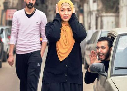 حكم تبرير التحرش بملابس المرأة