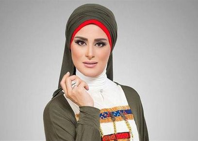 المذيعة لمياء فهمي عبد الحميد