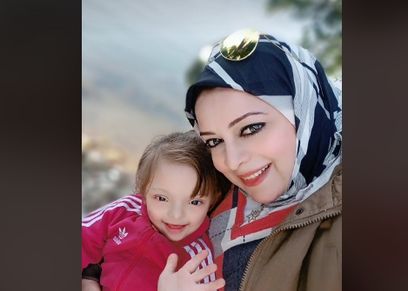 رهف طفلة من متلازمة داون واصغر موديل