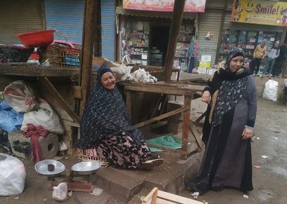 إحدى البائعات