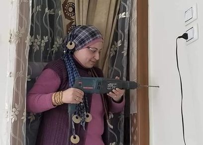 «مروة» خلال عملها