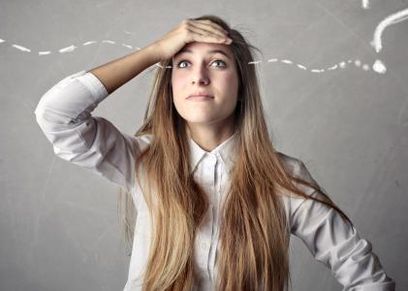 النساء العاملات خارج المنزل اقل عرضه لضعف الذاكرة