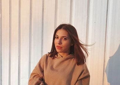 الفنانة الشابة ملك بدوي