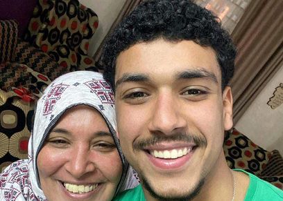 زياد ووالدته