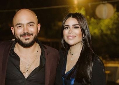 الفنان محمود العسيلي وزوجته