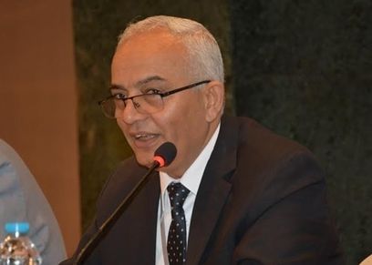 رئيس الثانوية العامة للطلاب.. الدولة مجهزة لكم جو هادي