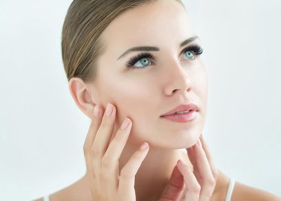 طرق تطويل الرموش في شهر