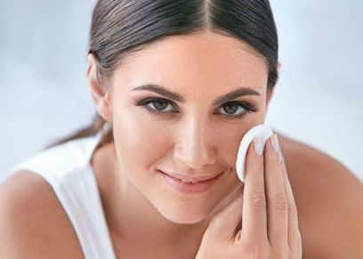 طريقة إزالة كريم الأساس