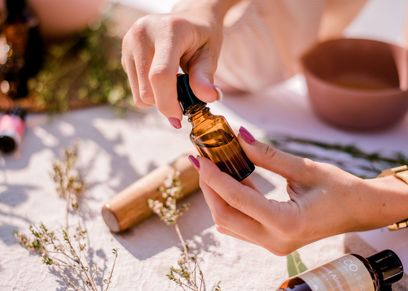 وضع العطر في نهار رمضان