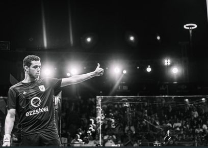 لاعب الاسكواش مصطفى عسل