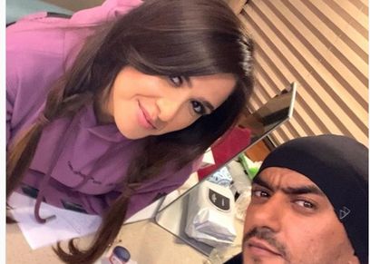 أحمد العوضي وياسمين عبدالعزيز