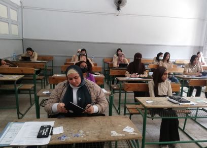 الامتحانات