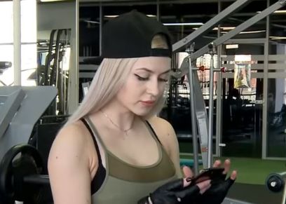 روسيا تختار فاتنة الحرس الوطني في أول مسابقة في روسيا تشارك فيها جميلات القوات المسلحة