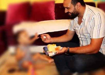 الطفلة مكة داخل مؤسسة «نعم لإنقاذ إنسان»