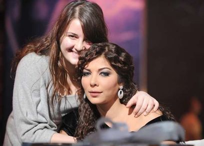 الفنانة أصالة نصري وابنتها شام