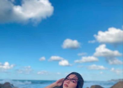 مهندسة تصمم فستانًا من الشعاب المرجانبية