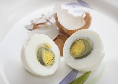 خطورة غسل البيض