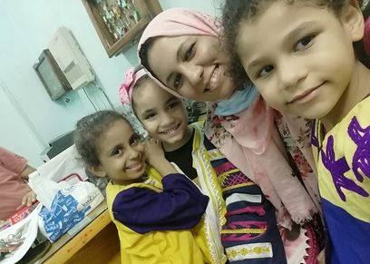 إيمان والأطفال