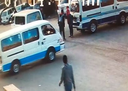 السواق أثناء هجومه على المُعلمة 