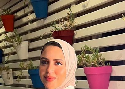 شيماء طالبة فنون جميلة