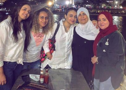 الفتيات