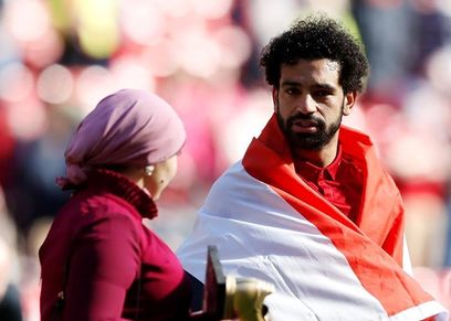 محمد صلاح وزوجته