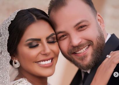 هاجر الشرنوبي خلال عقد قرانها