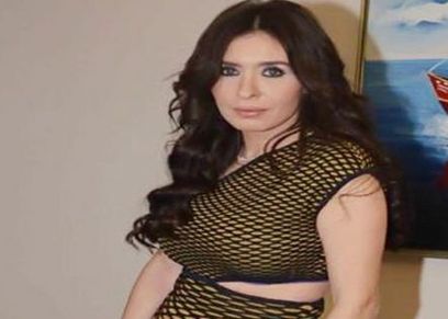 دينا تعلم الصينيات الرقص الشرقي في العاصمة الصينية