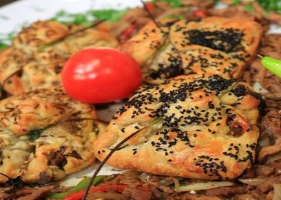 طريقة عمل مكمورة لحم