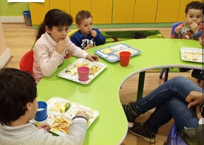 نزلاء فندق الأطفال