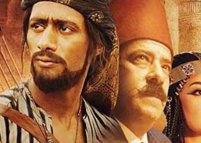 مصممة أزياء