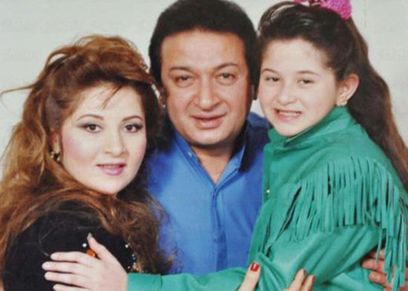 الفنانة مي نور الشريف 