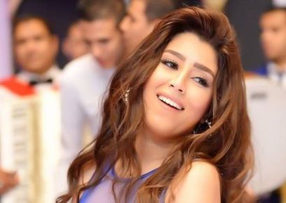 الفنانة أيتن عامر