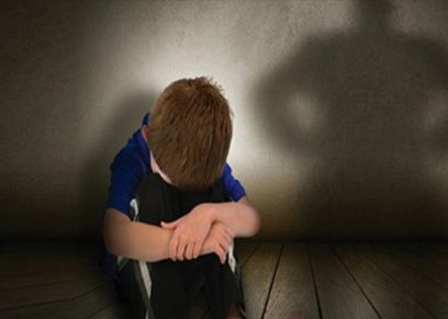 طبيب نفسي يوضح طرق تأهيل الأطفال بعد التعرض للتحرش
