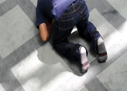 صلاة الرجل ببنطلون