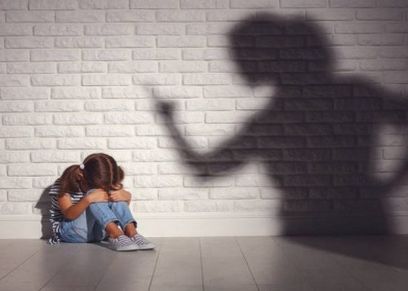 مشاكل نفسية تضر بالأطفال عند الطلاق