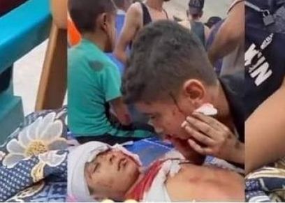 تلقين طفل الشهادة لأخيه
