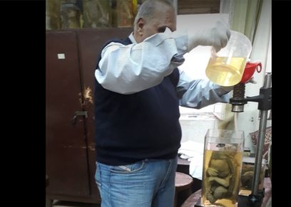 عم حنفي.. حارس متحف نجيب محفوظ