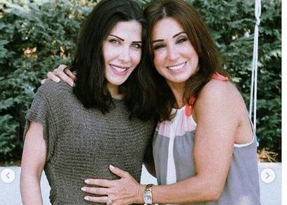 نانسي عجرم ووالدتها