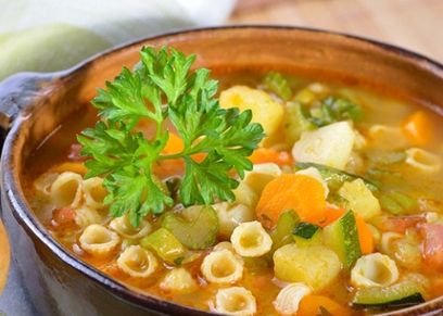 شوربة المكرونة بالخضار