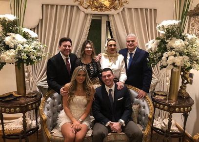 بالفيديو| لأول مرة.. هاني شاكر  يعلق على فستان خطيبة ابنه 