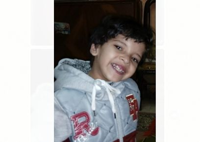 الطفل اياد يعاني من مرض في القلب ويبحث عن العلاج على نفقة الدولة