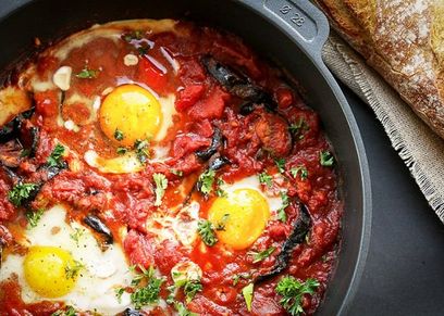طريقة عمل الشكشوكة بأطعمة مختلفة