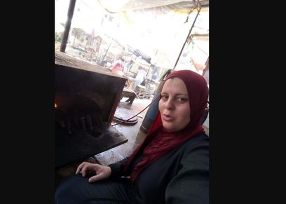 رانيا يوسف تشوي السمك في كفر الشيخ