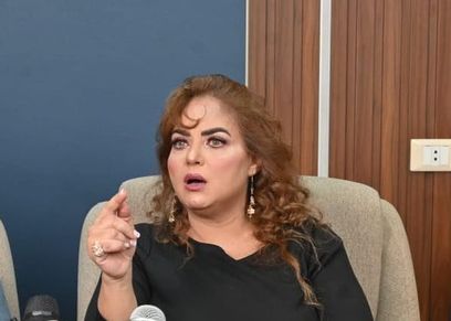 الفنانة وفاء مكي