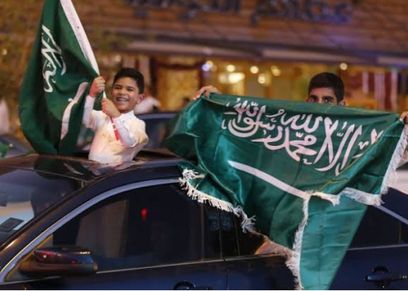 احتفال السعوديين بعيد ميلادهم- أرشيفية