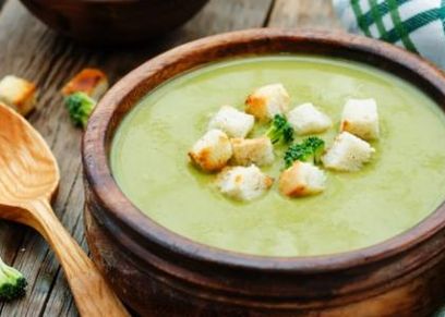 طريقة عمل شوربة الكوسة بالكريمة