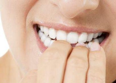 قضم الأظافر يمكن أن يتسبب في بتر الظفر