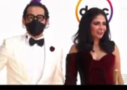 الفنان أحمد حلمي وزوجته منى زكي