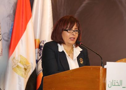 الدكتورة عزة العشماوي